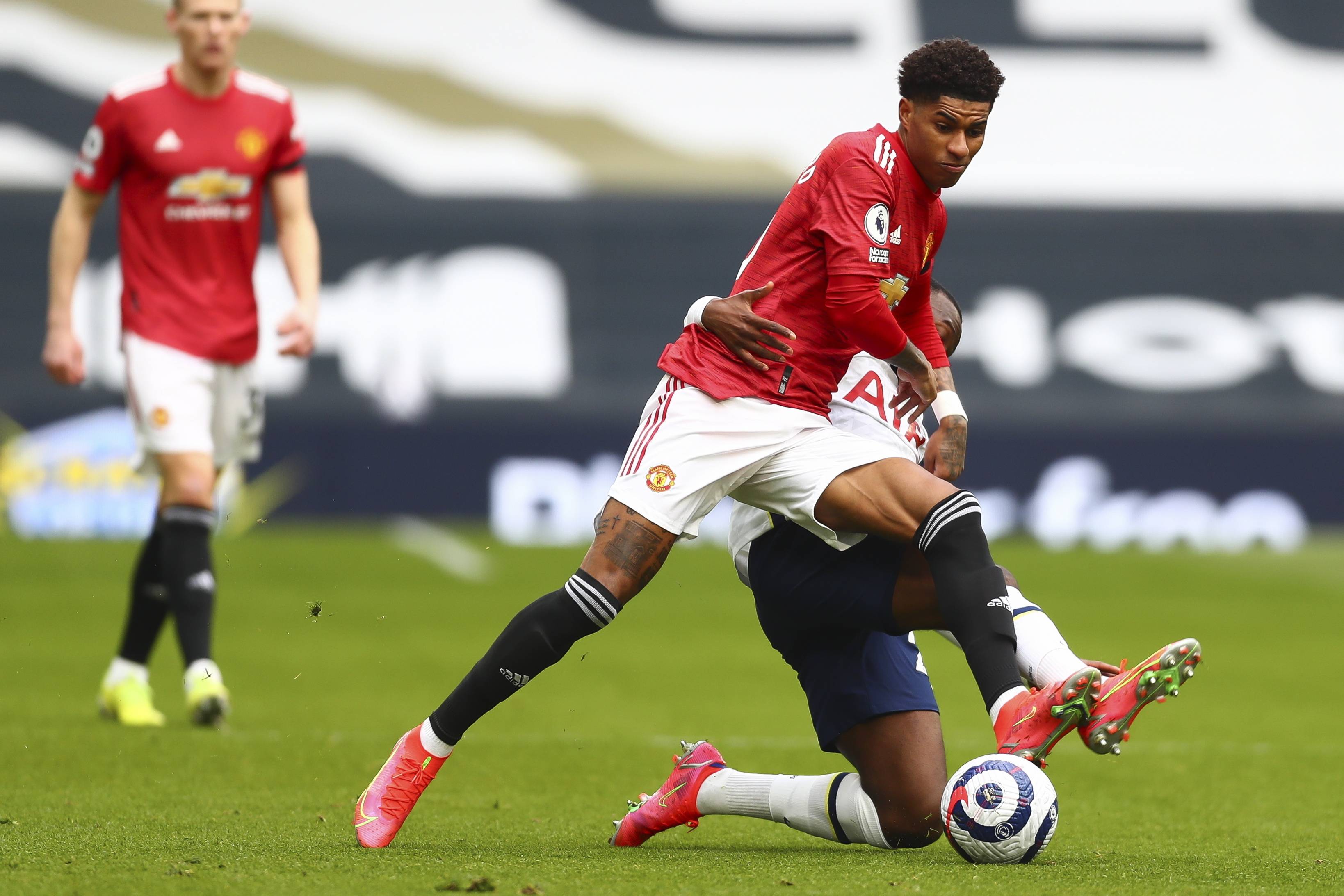 但在大型赛 但在大型赛