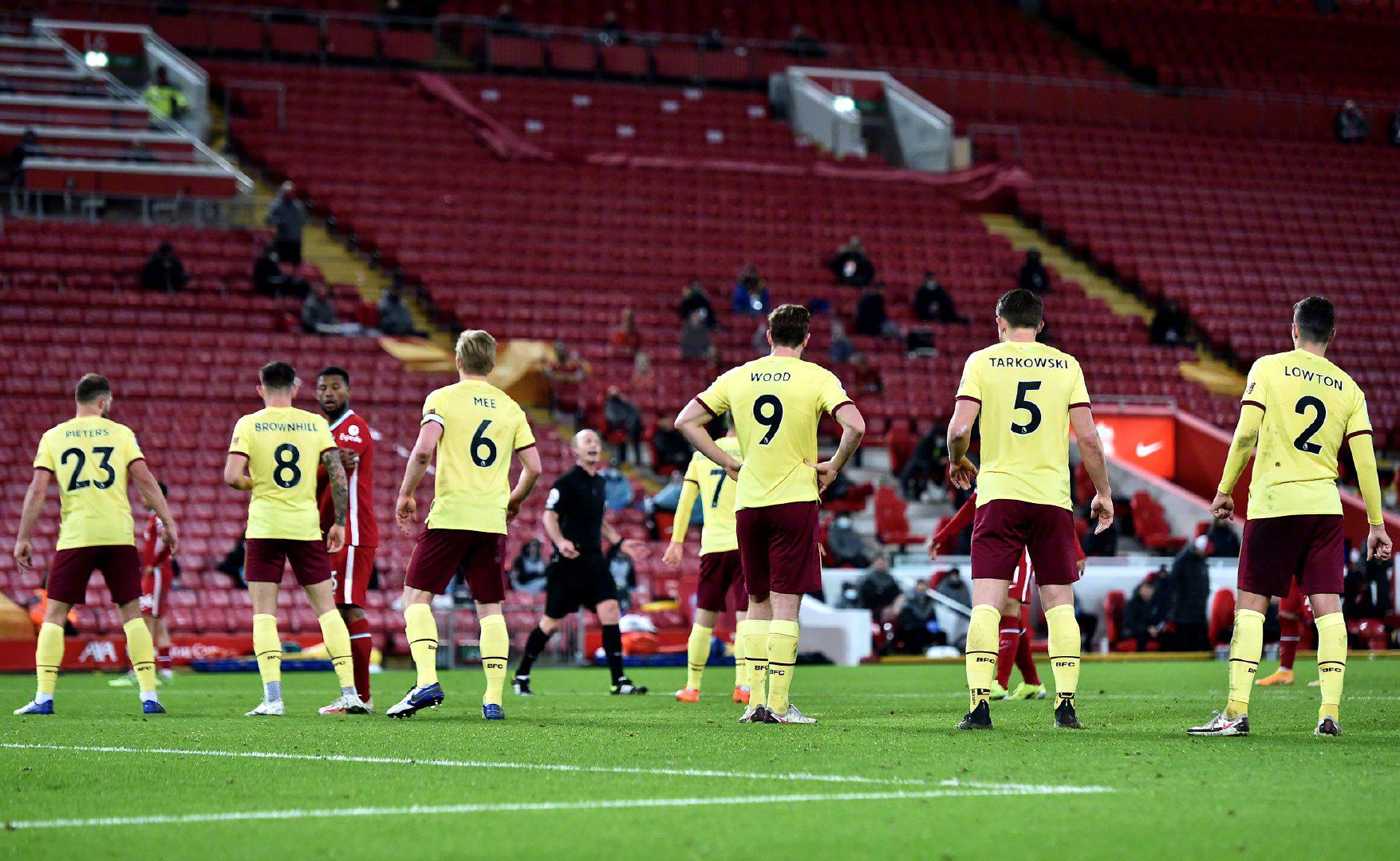 湖人试图通 湖人试图通