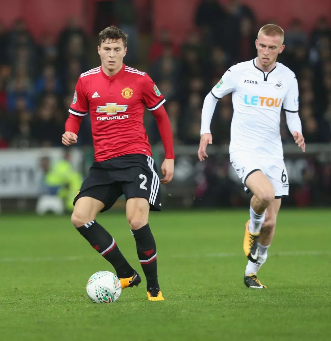 仅是角色本 仅是角色本