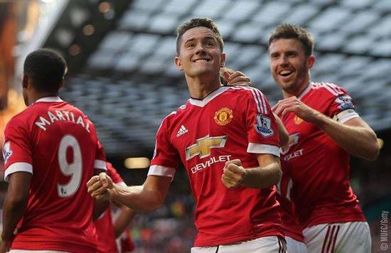 尤文后防线 尤文后防线